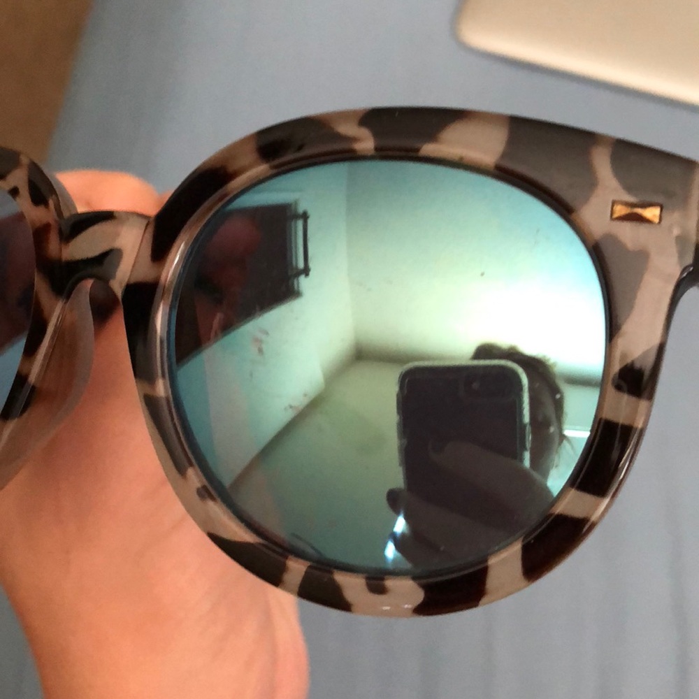 Sunglasses - Picture 6 of 6